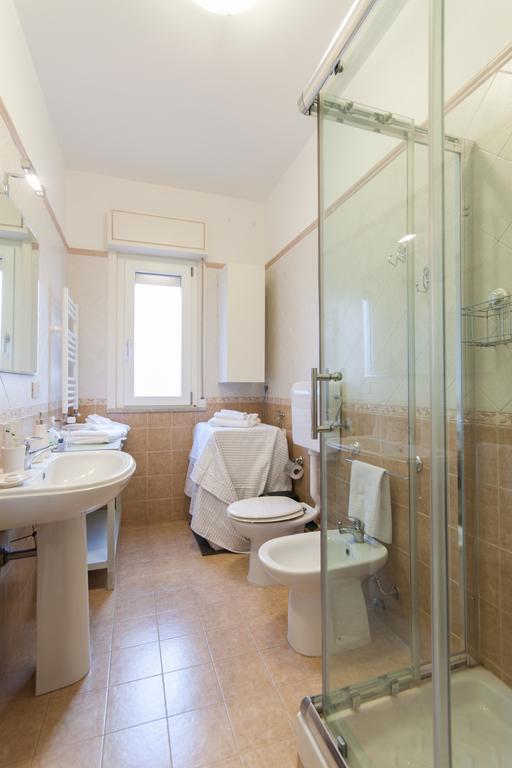 Holiday & House - Imparato Vacanze Prestige モンデッロ エクステリア 写真