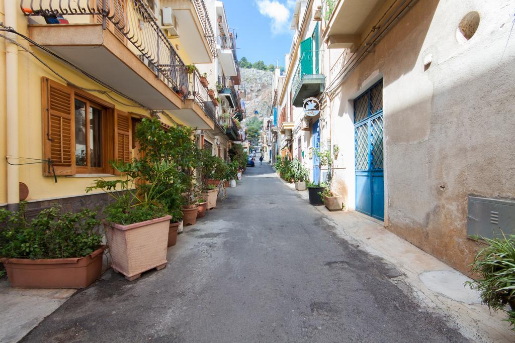 Holiday & House - Imparato Vacanze Prestige モンデッロ エクステリア 写真